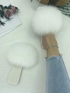 Slippare Real Fur Slides Ladies Furry tofflor Lyxiga lägenheter med naturliga päls flip flops 2022 mjuk varumärke kvinna gelé sandaler sommar 41 42