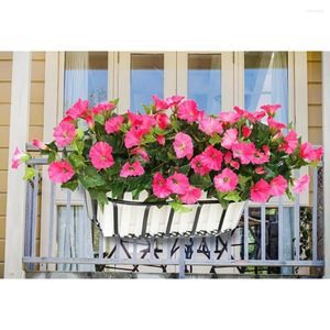 Dekorativa blommor Hem Konstgjord Morning Glory Vine Petunia Wedding Decor Shop Simulation Vibrant 7 Branches Decoration