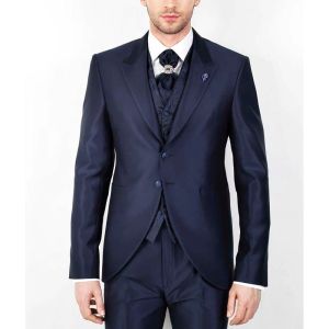 Adatto Italiano Nuovi uomini Design Suit Navy Blue Fashion Picco Basso due bottoni maschio Blazer Wedding Wedding Groom Casual Slim Fit 3 pezzi