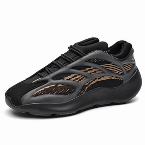 Scarpe di alta qualità in cocco per uomo e donna 700V3 Skeleton Glow-In-The-Dark Scarpe da corsa di grandi dimensioni Sneakers casual per coppie