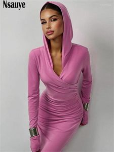 Casual Kleider Damen Elegante Langarm Mit Kapuze 2024 Winter Frauen Schlank Urlaub Partei Sexy, Figurbetontes Kleid Vestidos