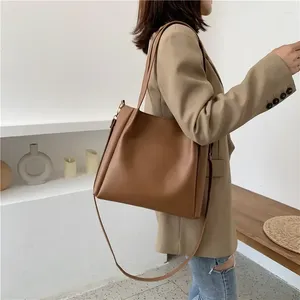 Bolsas de ombro simples mulheres balde cor sólida bolsas 2024 retro grande capacidade tote pu couro