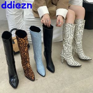 Boots calçados com sapatos de salto estranho Sapatos novos Women Knee Boots High Fashion Leopard Print Long Ladies Boots Western Slip On Shoes