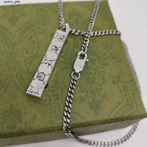 100% fin silver 925 Pure Silver Double Slåsande stång kolonn hänge par halsband