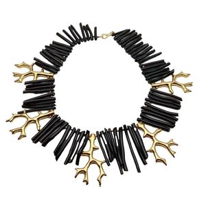 Y.ing Black Coral Golden Harts Branch Halsband Handgjorda kvinnor Designer smycken