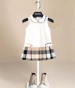 Ragazze vestiti per bambini abiti di cotone in cotone bambina abito pieghevole per bambini abiti da tennis senza maniche da tennis 1-6t 240314