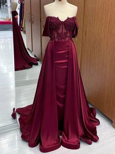 Satin långa sjöjungfru aftonklänningar sexig av axel illusion bodice veck vestido longo älskling pärlspets applikation pärlor prom party klänningar