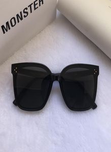 2022 Coréia Marca Mulheres Design Suave Óculos de Sol Homens Trendy GM Grande Quadro Sunglass Clássico Mulher Vintage Monstro Sun Óculos Her8807862