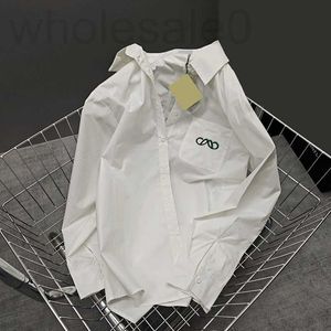 قمصان المصممة المصممة للبلوزات النسائية مصممة نساء قميصات قميصات قميص أنيقة قمم طويلة الأكمام أبيض أسود عرضة 97JV