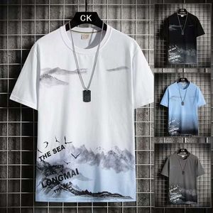 New Trendy Men's Short T-shirt Summer Fashion Label Loose Half Sleeved T-shirt Top with A Base Shirt