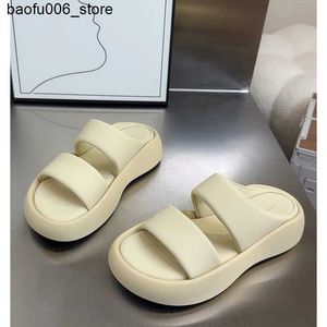 Slippers C-56 thick sole soft and smooth womens casual sandals Q240318