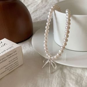 Avancerad pärlhänge halsband för kvinnor