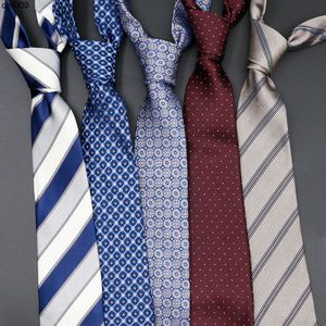 Designer-Krawatte für Herren, Seide, Maulbeer-Jacquard, garngefärbt, gestreift, Business-Casual, koreanisch, 8 cm, M1os
