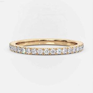 Jovovasmile1,3 mm brillanter, im Labor hergestellter Ring aus 14 Karat Gelbgold mit Moissanit-Diamant und Diamant im Rundschliff mit Gra