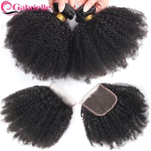Stängning gabrielle afro kinky lockiga buntar med stängning brasilianskt mänskligt hår 4x4 spetsstängning med buntar naturligt svart remy hår