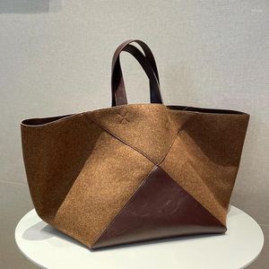 Sacos de ombro Inglaterra estilo grande capacidade tote para mulheres bolsas de designer de luxo e bolsas 2024 em pu com bolso interno