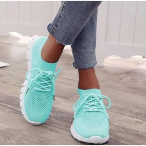 Boots Sneakers Women Slip On Mesh Light Breathable Running Shoes Woman Walking Plataforma confortável feminino 2020 Novo verão quente