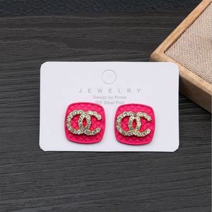 18K Gold Plated Designer Brand Earrings Designer Women's Crystal Pearl Geometry Earrings Wedding Party Jewelry Accessories5