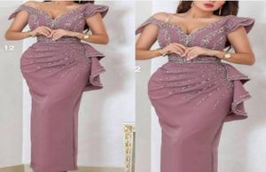 2021 Sexy Dusty Pink Sexy Arabic Dubai Evening Dresses Wear Off Shoulder Crystal Beads Cap Sleeves Plus Size Party Prom Gowns Shea8749046