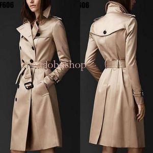 Autentisk kvalitet med logotyp British Style Trench Coat för kvinnor Nya kvinnors rockar Spring och Autumn dubbelknapp över Coat Long Plus Size S-3XL