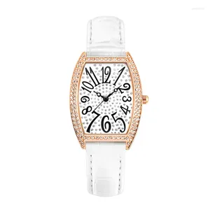 Wristwatches Fashion Luxury Women Quartz Watches Leather Strap Diamond Numbers Stylish Girl Wristwatch