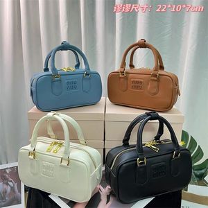 Luxury high quality bags Womens mens Clutch Bags Cross Body Universal for all seasons Totes handbags fashion Designer Shoulder Bag