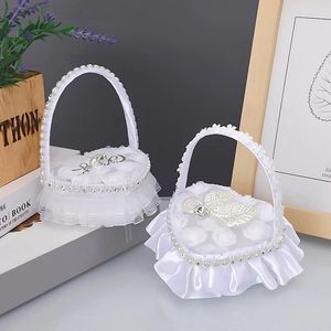 Gift Wrap Wedding Rings Boxes Flowers Hand-held Heart-shaped White Lace Ruffles Pearl For Jewelry Accessories Supplies Props