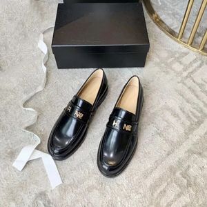 Fashion Dress Designer Shoes Women Wedding Party Quality Real Leather Flat Shoe Business Formal Loafer Social Chunky with Box Dust Bag