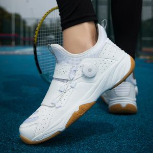 Boots New Badminton Shoes Men and Women Outdoor Professional Volleyball Sneakers Spring Lightweight Table Tennis Training Shoes