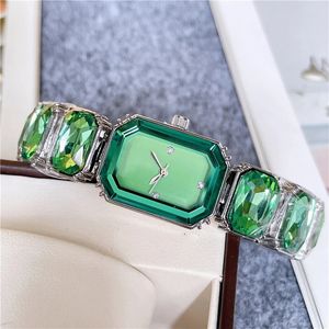 Orologi da polso di marca di moda Donna Ragazza Gemme colorate Stile Acciaio Orologio con cinturino in metallo S72 240305