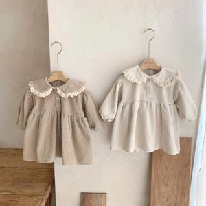 Cute Baby Girl Corduroy Dress 03Years Princess born Kids Long Sleeve Peter Pan Collar Aline OnePieces Korea Spring Clothes 240311