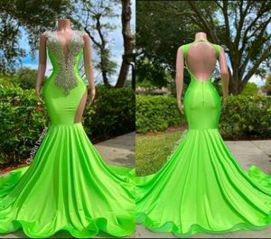 2023 Luksusowe zielone sukienki na studniówkę kryształowy z koraliki Orange głęboki V SKUPA SUKIENKA SZYNKA SZERNICA FIZRTALNE SZUNCJE IMPREMY OTWARTE 7440105