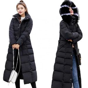 冷たい女性ジャケットのための長い冬のコットンパッド入り温かい厚い女性コートパーカレディースジャケット