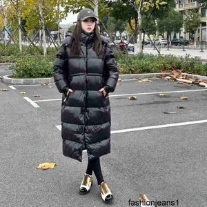 Versão correta do designer de Mengjia inverno longo na altura do joelho jaqueta preta fosca para mulheres, quente e espessada jaqueta de penas de ganso 90, trendyBH95