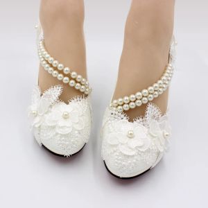 Pompe primaveri e estate nuove scarpe da donna a ruota alta scarpe da sposa bianche perle elastiche fiode scarpe da matrimonio fatte a mano in Cina