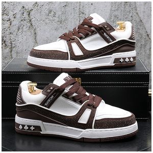 Affascinanti uomini vistosi strass nuovi casual alti appartamenti maschili designer prom sneakers mocassini scarpe zapatos hombre 885