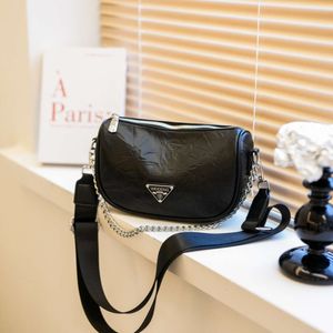 Designer Women's Handbag Store %60 Wholesale Retail Free Shipping Womens Bag New Crossbody and Fashionable Shoulder Chain Soft LeatherBag