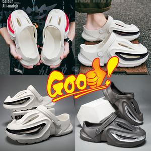 2024 Toppkvalitetsdesigner Shark Shoes Beach Shoes Men's höjd Summerskor andas sandaler gai 40-45