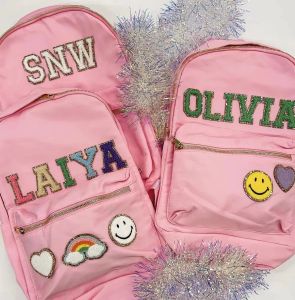 Backpacks benutzerdefinierte Nylon -Rucksack mit Chenille -Buchstaben Personalisierten Rucksack mit Patch -Buchstaben Reisetasche, Kid Back to School