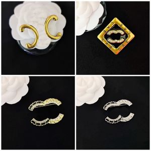 Vintage Gold Color Charm Brooches Brand Designer Jewelry Spring New Love Gift Jewelry Crystal Brooches With Box High Quality Jewelry Pins