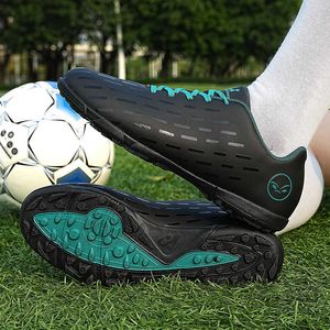 Scarpe da calcio di grandi dimensioni HBP non di marca Stadium Spike Sneakers scarpe da calcio cr7 Tacchetti da calcio antiscivolo per uomo di 13 anni