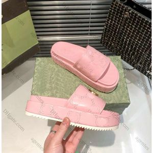 Verão de luxo mulher praia dos desenhos animados grande cabeça chinelos clássico couro plano fivela sandálias plataforma banho masculino slides designer sapatos femininos