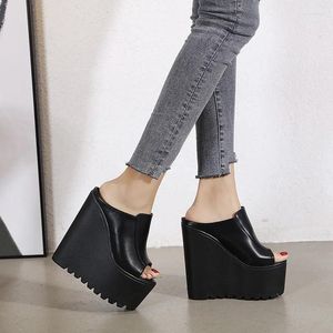 Sandaler 16 cm Summer Platform Heel Chiles Shoes For Women Flip-Flops High Heels Party Ladies Slippers