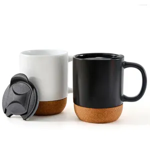 Bottiglie d'acqua Tazza da caffè nera opaca da 350 ml con impugnatura Fondo in sughero Coperchio antipolvere staccabile Tazza da tè in ceramica resistente al calore