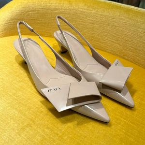 Top Quality New Origami flower Kitten heels Slingbacks pumps Polished leather Pointed toe sandals flats shoes slip-on women Luxury Designers Dress shoe With box