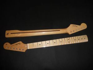 Gitarr snabb frakt Ny elgitarr ST 21 22 Maple Fingle Fingerplate Lack efter bältesgitarrhalsen i lager