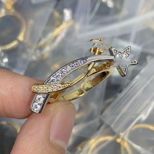 Роскошные дизайнерские кольца с буквами для женщин и мужчин, позолоченные 18-каратным серебром, кристаллы из нержавеющей стали, любовь, свадебные ювелирные изделия, кольцо, кольцо на палец с тонкой резьбой