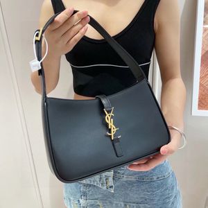 Luxury Le 5 A 7 Handväska Designer Bag Underarm Pochette Womens axelväska Lady Fashion Crocodile Mönster Läder Handväska Mens Crossbody Tote Clutch Arm Pit Even Bags