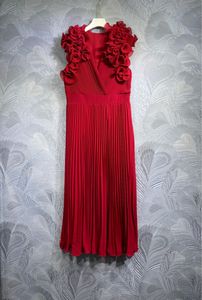 2024 Весеннее красное сплошное платье со вставками без рукавов с v-образным вырезом миди повседневные платья F4M181650