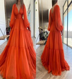 Vintage Orange Ball-Abendkleider mit V-Ausschnitt, formelle Kleider, Boho, lange Poet-Ärmel, plissiert, A-Linie, Chiffon, Brautjungfern-Festzug-Dressess8327435